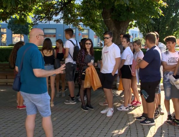 Várostakarítás – Diák-polgármesteri akció                   