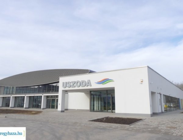 Szerdától ismét látogatható a Városi Uszoda -A karbantartási munkálatok befejeződtek