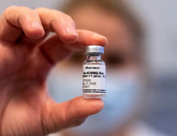 Védettséget ad a Szputnyik – Folyamatos az oltás, bárki regisztrálhat