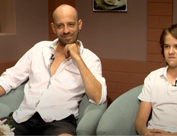 Legénybúcsúra készülnek a színházban – Interjú Illyés Ákossal és Szilágyi Ábellel