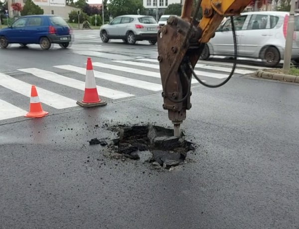 Forgalomkorlátozás mellett végeznek helyreállítási munkálatokat