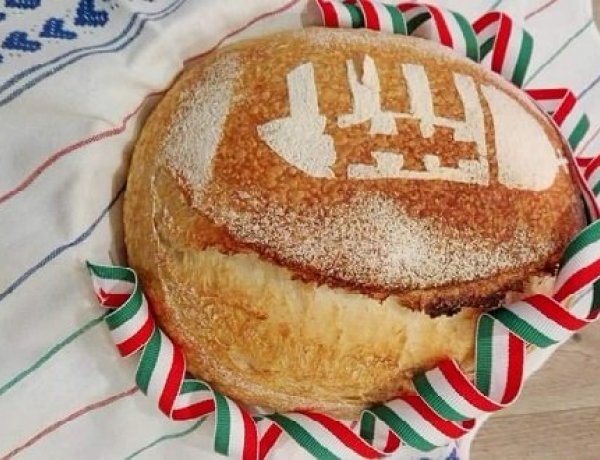 Új kenyér ünnepe a Sóstói Múzeumfaluban                                              