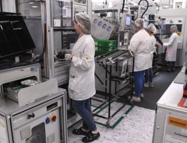 Egy kisváros lakosságával nőtt a foglalkoztatottak száma egy hónap alatt