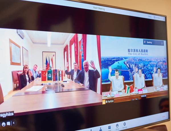 Nyíregyháza polgármestere online megbeszélésen erősítette meg a testvérvárosi kapcsolatot 