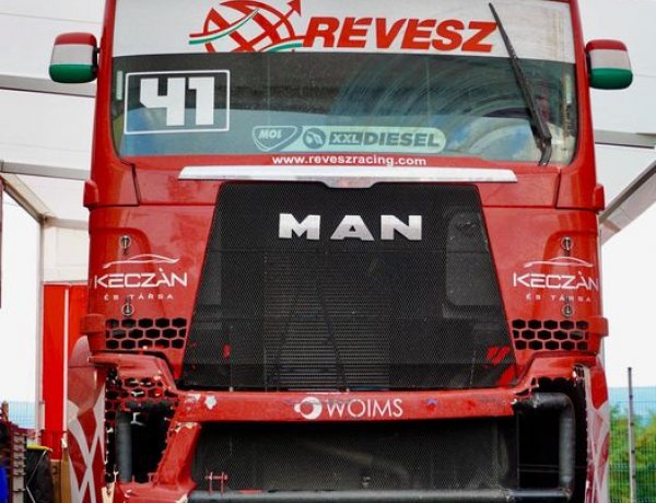 Kiss Norbert újabb futamgyőzelme - Jól szerepelt a Révész Racing  Csehországban