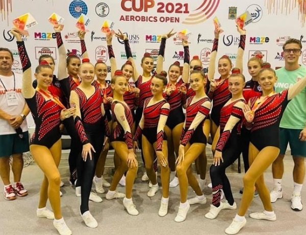 Nyíregyházi aranyérmek Bulgáriában - Rangos nemzetközi versenyen az aerobikosok
