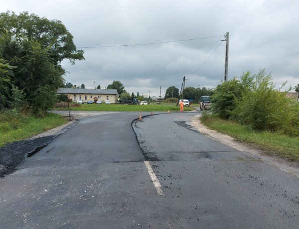 Aszfaltozási munkálatokat végeztek a Bottyán János utcán        