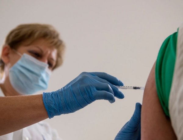 Schanda: oltásra buzdítjuk az egyetemi hallgatókat is                 