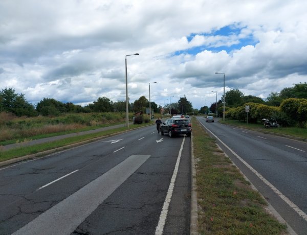 Egy kamion rásorolt egy személyautóra szerda délután a 41-esen