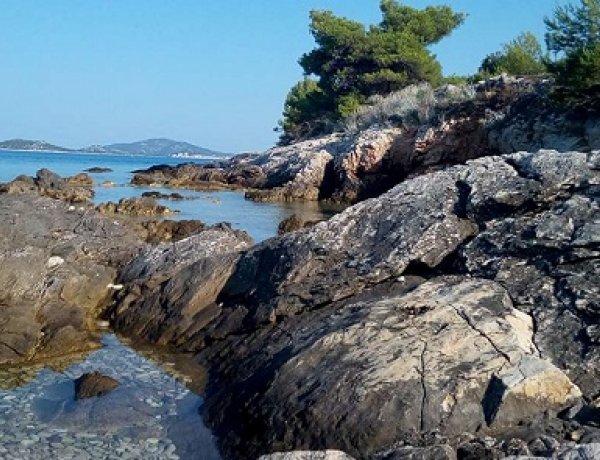 Utazók a könyvtárban - Barangolás a remeték szigetén, Dalmáciában 