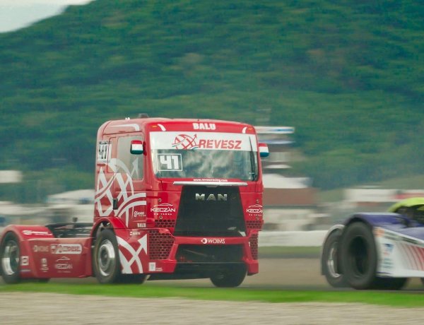 Az élről várhatja a hétvégét Kiss Norbert - a Révész Racing pilótája vezeti az EB-t 