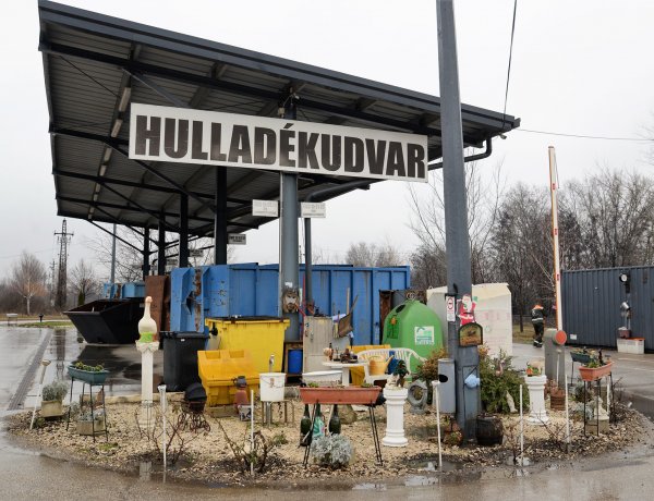 Több ezer kilót gyűjtöttek tavaly-Idén is ajándékot kapnak a papírért, műanyagért, üvegért