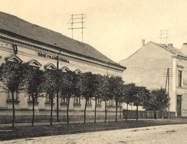 Amiről az utcák mesélnek... - Jubilál a Jókai! 2.                               