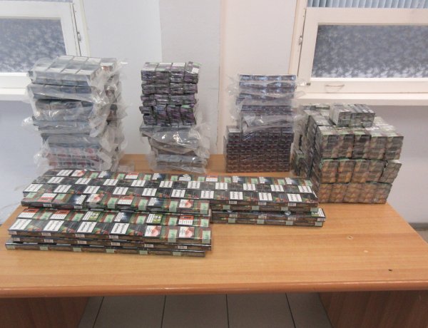 Becky jelezte a csempészcigit                                                   