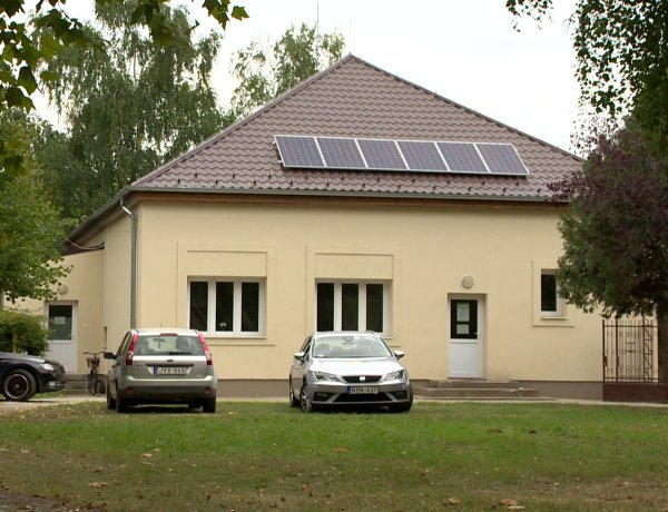 Korszerűsítés Mandabokorban – Energetikai korszerűsítés a művelődési házban