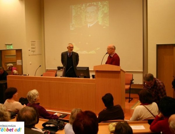 Diktátorok I.- Történelmi előadás-sorozat a Deék Ferenc Akadémia Egyesület szervezésében 