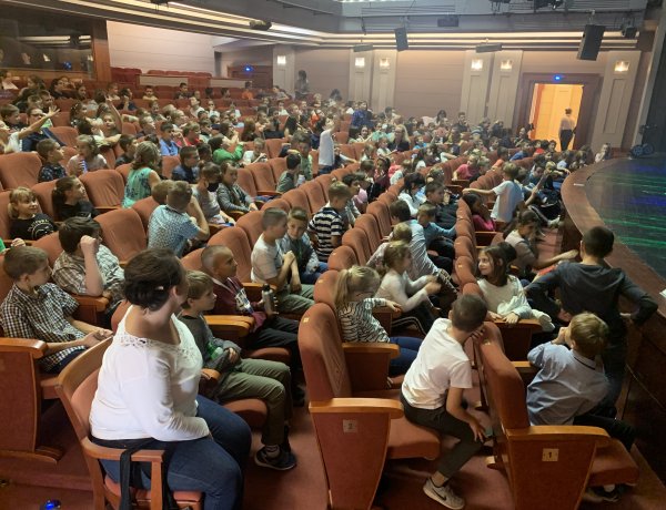 Újra indul a Lázár Ervin-program a Móricz Zsigmond Színházban 