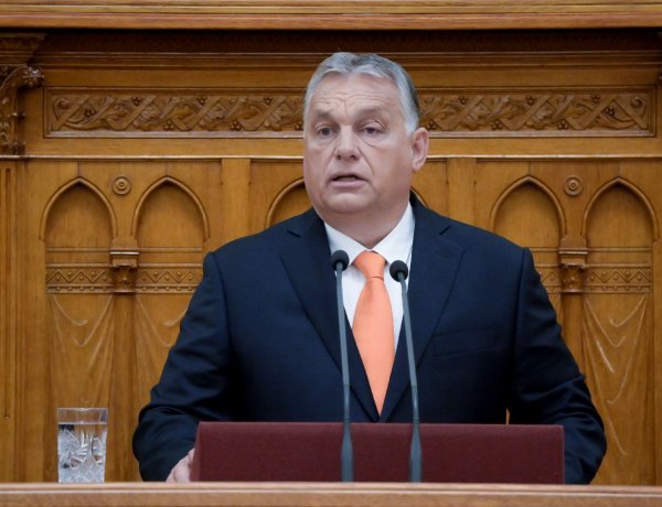 50 ezer forintot meghaladó nyugdíjprémium, 13. havi nyugdíj visszaépítésének folytatása