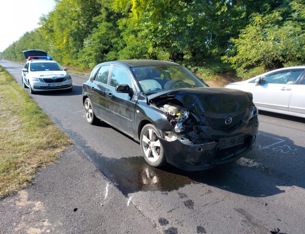 Ráfutásos baleset történt a Westsik Vilmos úton, négy személyt szállítottak kórházba