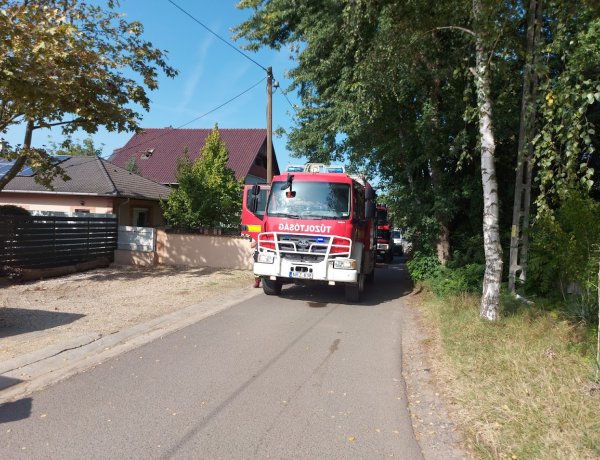 Melléképület égett Oroson, a Cifrafasoron                     