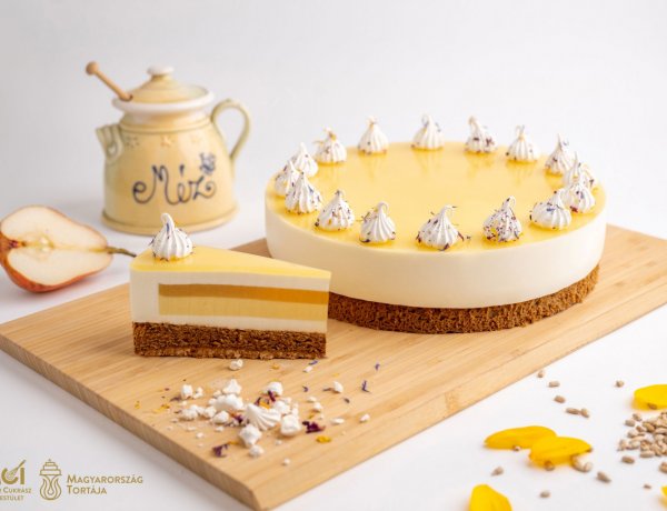 Kóstolták már az idei ország tortáját? Nyíregyházi cukrászdákban is kapható!