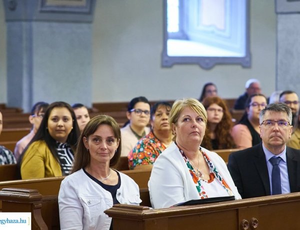 10 éves a Nyíregyházi Evangélikus Roma Szakkollégium – Egy évtizede segítik a diákokat