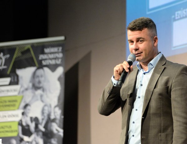 Ismét Kirják Róbertet választották meg a Móricz Zsigmond Színház ügyvezető igazgatójának