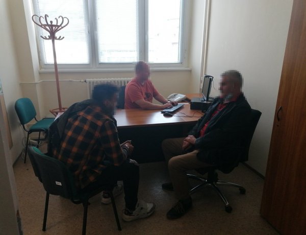 Embercsempészeket fogtak el a szabolcsi rendőrök                