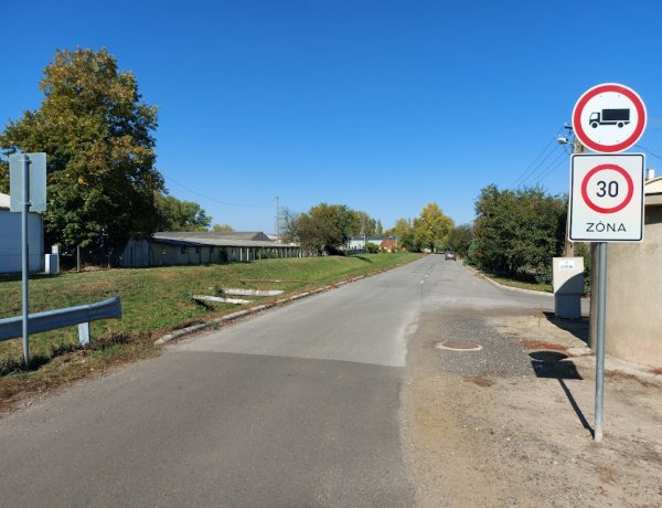Sebességkorlátozás van érvényben a Varsó és a Rákóczi utca között