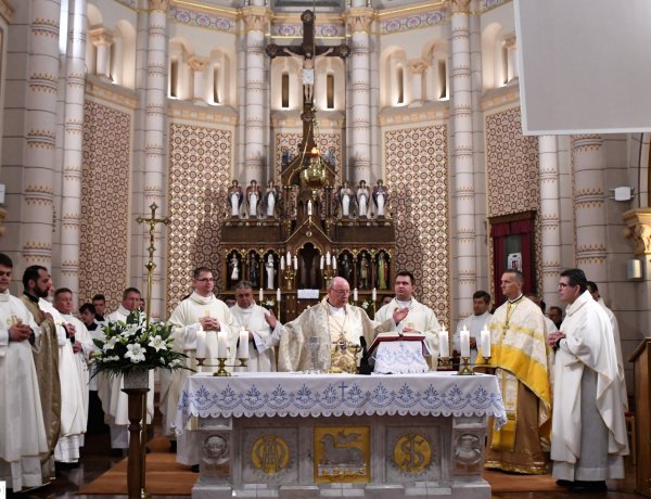 Templombúcsút tartottak a Magyarok Nagyasszonya-társszékesegyházban pénteken!