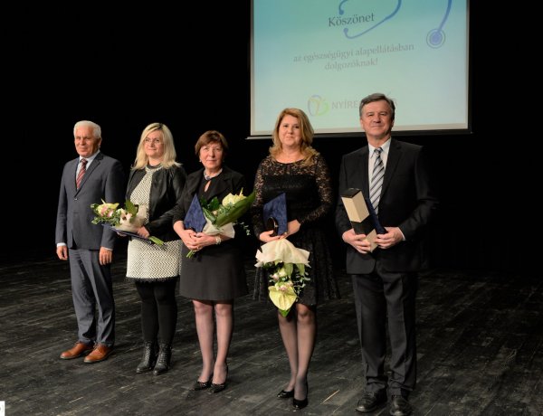 Köszönet az egészségügyi alapellátásban dolgozóknak             