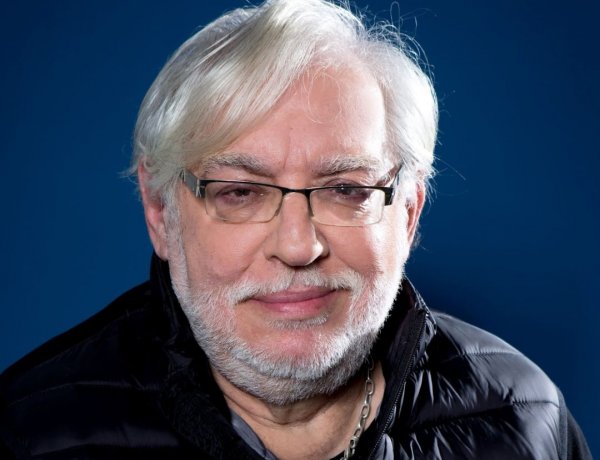 Verebes István jelenének múltja: könyvbemutatóra (is) érkezik a színidirektor