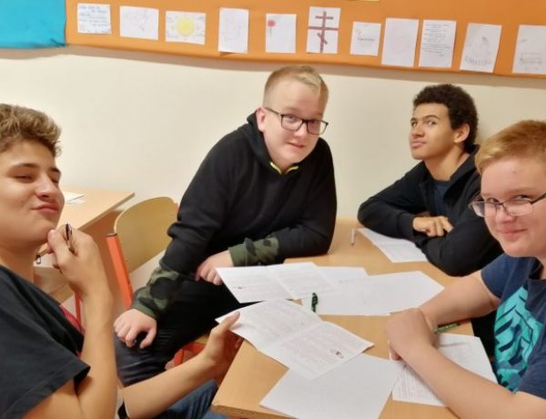 Ismét egy országos eredmény – Nemcsak a diákok jók matekból a Szent Imrében!