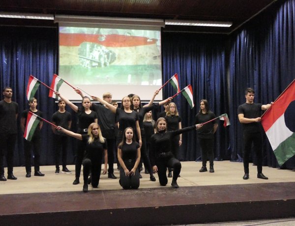 1956 hőseire emlékeztek az egyetemen                              