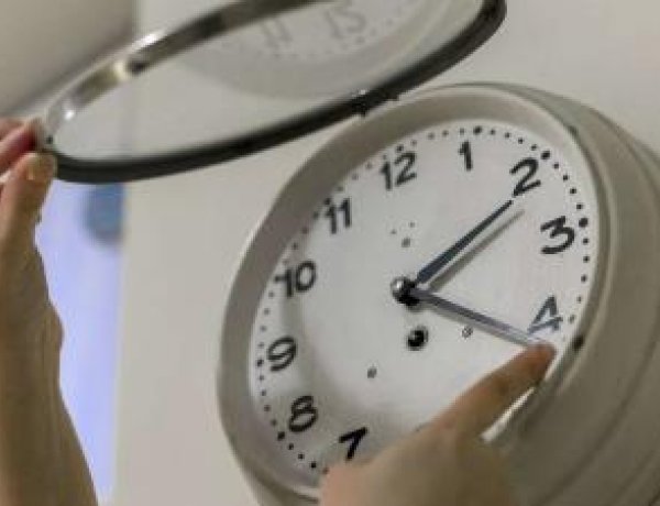 Óraátállítás: mutatjuk, mi történne, ha megszabadulnánk tőle          
