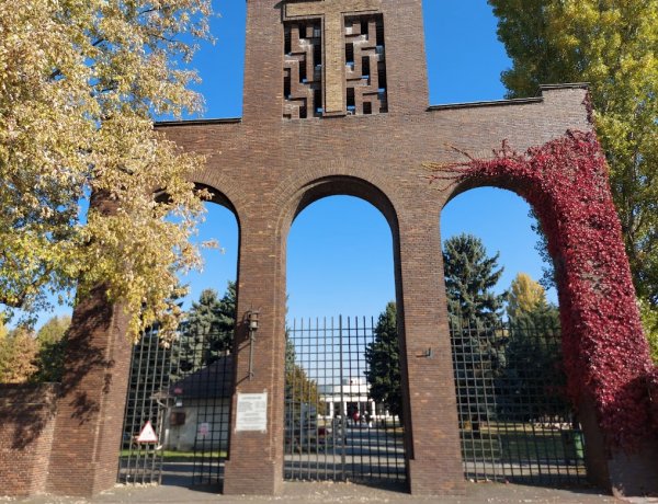 Hétfőtől megváltozott az Északi temető nyitvatartási rendje  