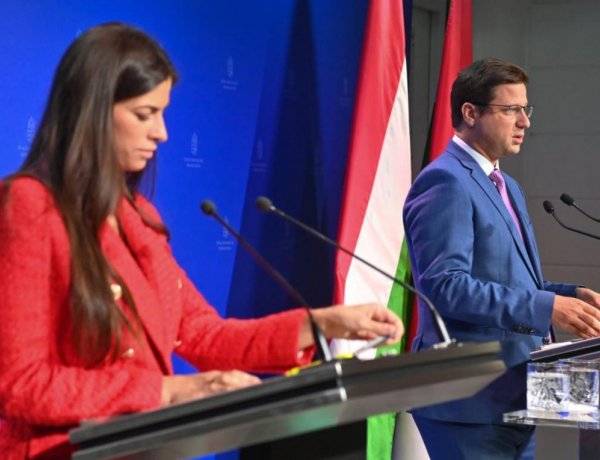 Kormányinfó: a munkaadók előírhatják a koronavírus elleni védőoltást