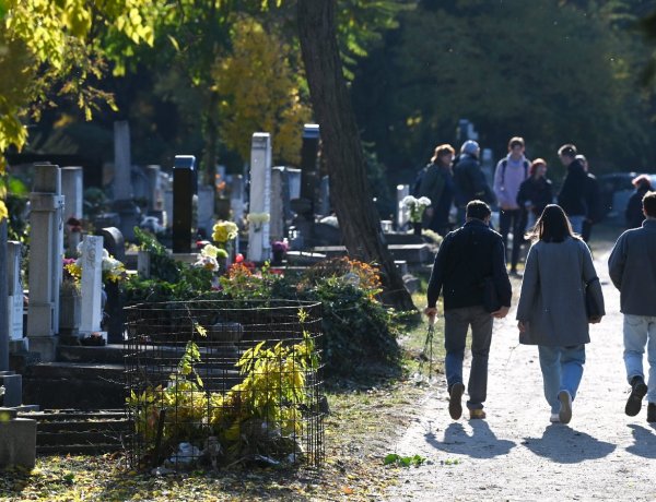 Szikrázó napsütéssel búcsúzik az október                        