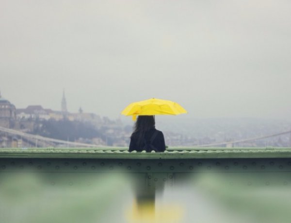 Borongós őszi idővel indul az első novemberi munkanap