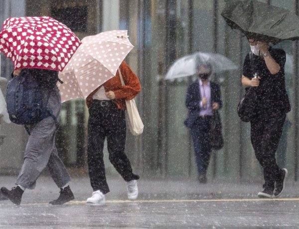 Ma elkél az esernyő, de fázni nem fogunk                             