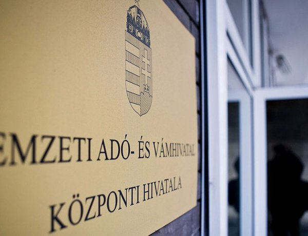 Szja-visszatérítés: beindultak az adathalászok          