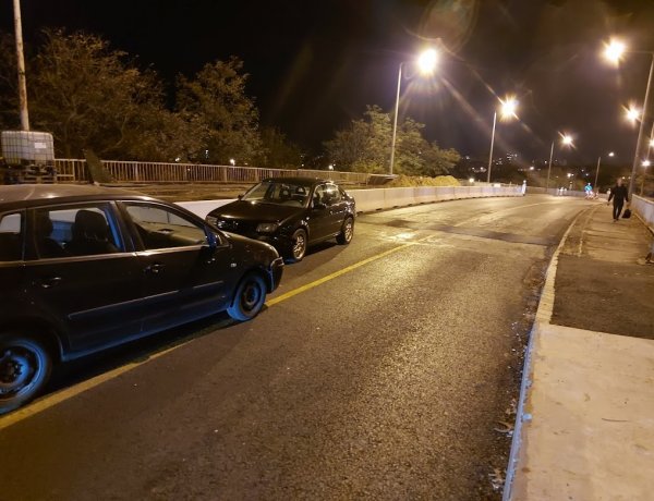 Baleset a Tiszavasvári felüljáró tetején – Az egyik sofőr vezetés közben lett rosszul