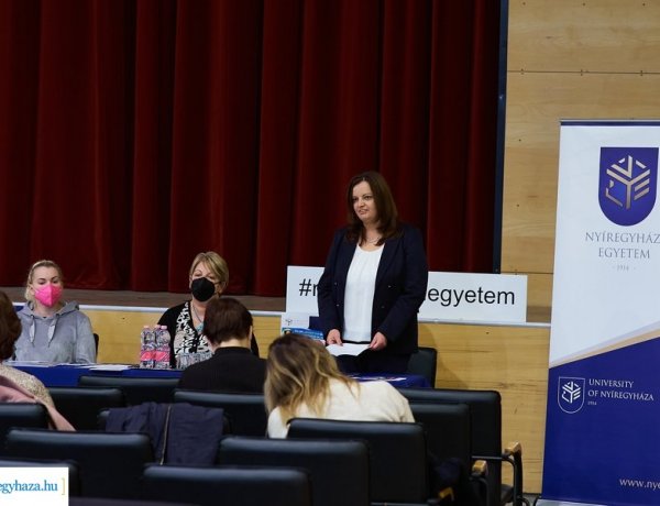 Felvételi kampány 2022 – Ajándék laptop a Nyíregyházi Egyetemen  