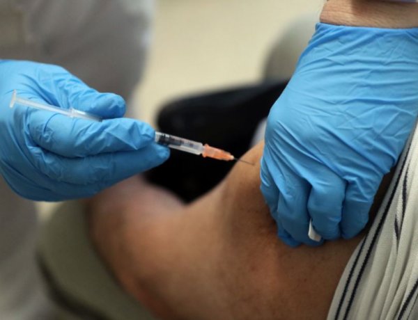 A harmadik oltás jelentősen növeli a védettséget