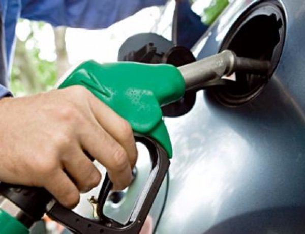 Gulyás Gergely: November 15-től 480 forintban maximálja a kormány a benzin és gázolaj árát