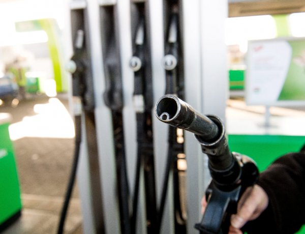 Mától az üzemanyag ára nem lehet magasabb 480 forintnál