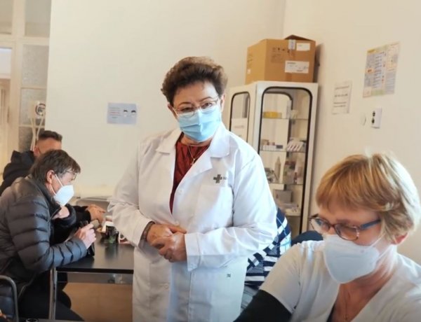 Müller Cecília: a megerősítő harmadik oltás 80-90%-kal emeli a védettséget