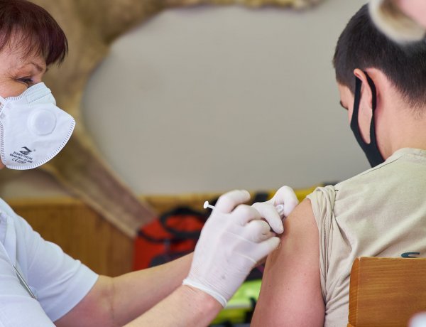 Oltás – A Nyíregyházi Állatpark 30 dolgozója kapta meg a koronavírus elleni vakcinát