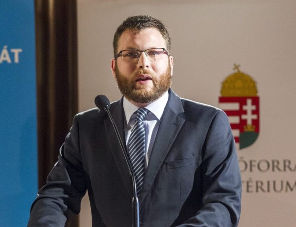 Schanda Tamás: A kormány támogatja a közlekedés zöldítését