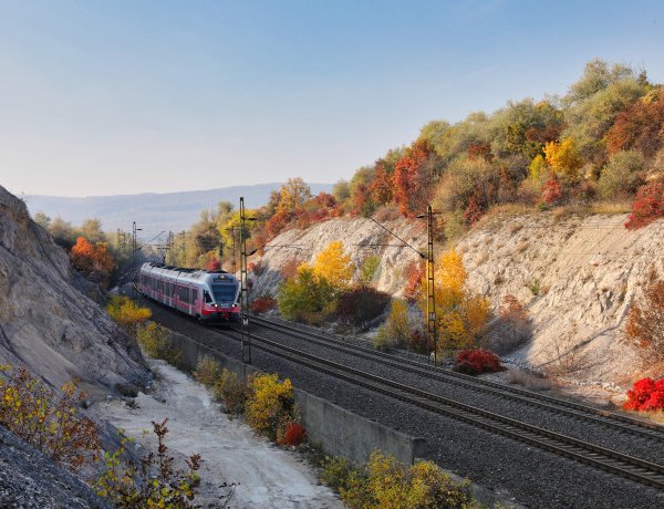 Az utasok javaslatait figyelembe véve bővül az új vasúti menetrend